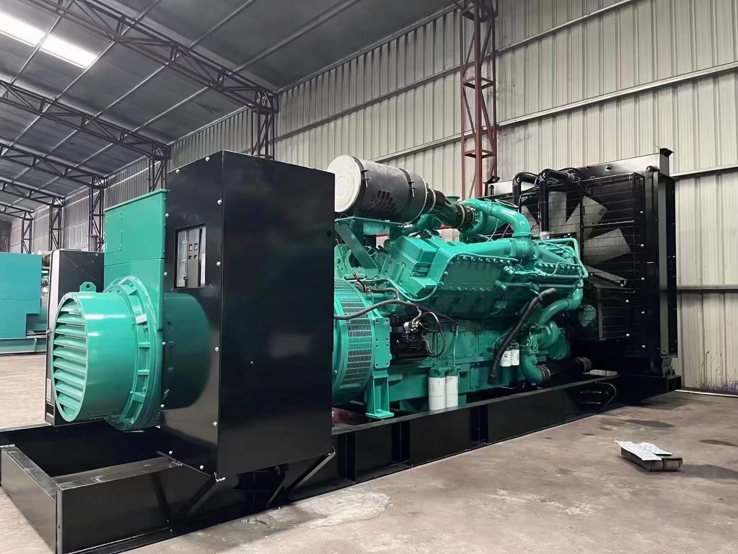 莘县如何降低 800kW 柴油发电机输出电流的波动？